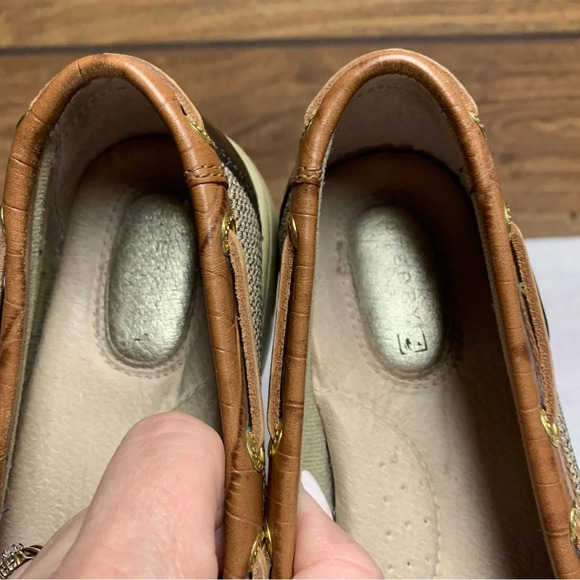 Sperry Topsiders size 6.5M brown/cream leather ties some cracking on the sides - Picture 9 of 10